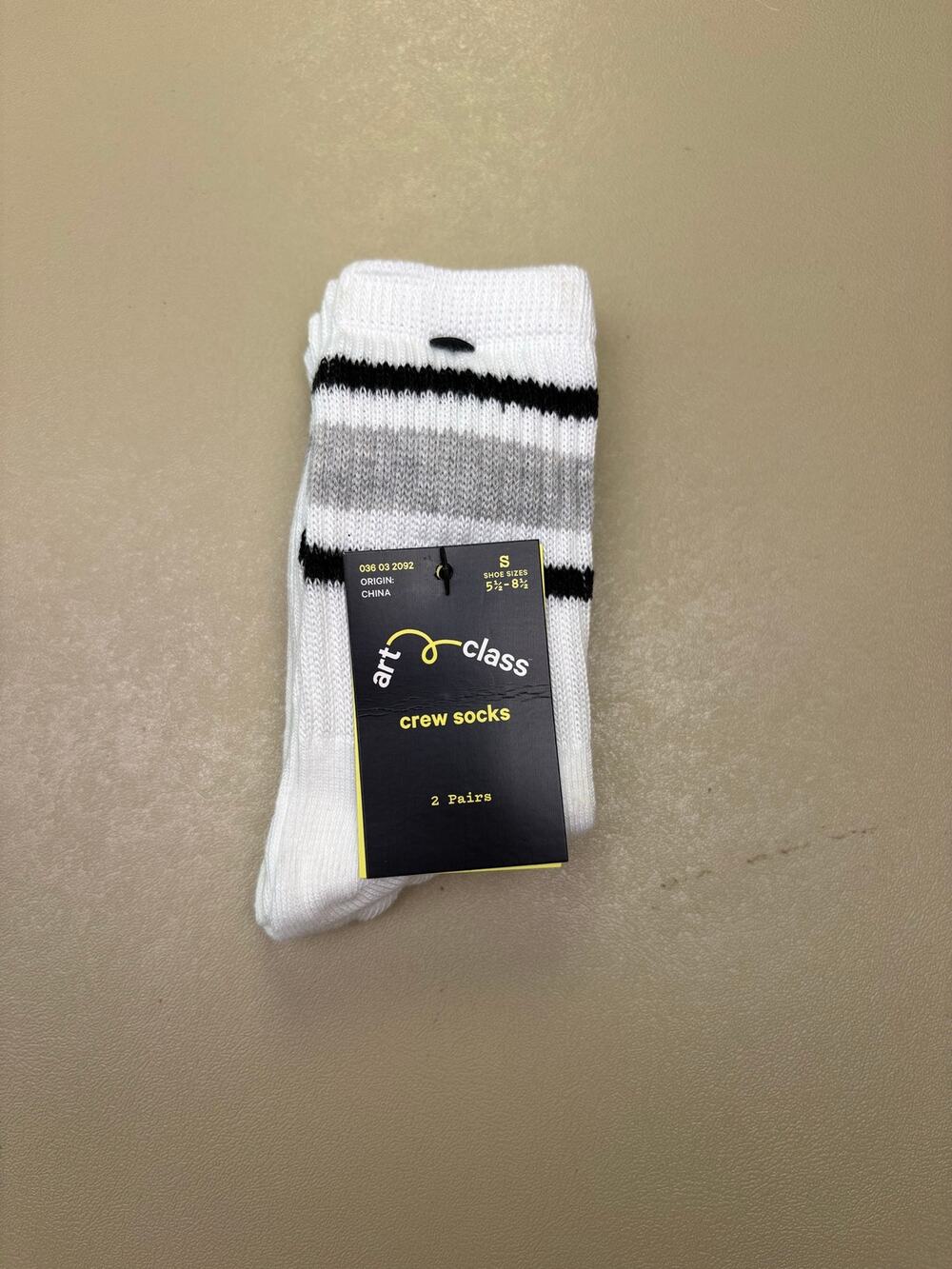 Art Class Kids Crew Socks 2 Pair Pack White Gray Striped Size S 5.5-8.5 NWT